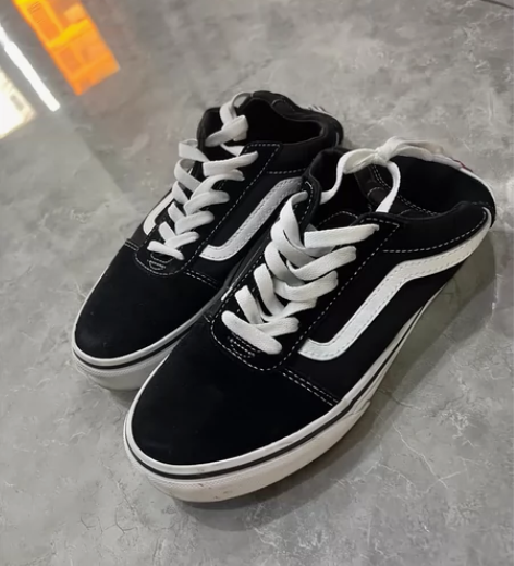 vans 就穿不超过三次 30VANS36...