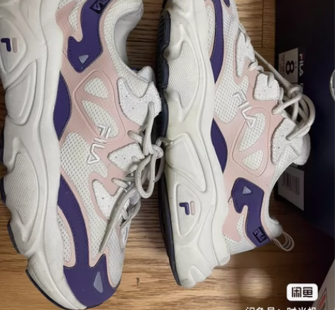 fila正品女鞋，便宜出 感兴趣的话点“我...