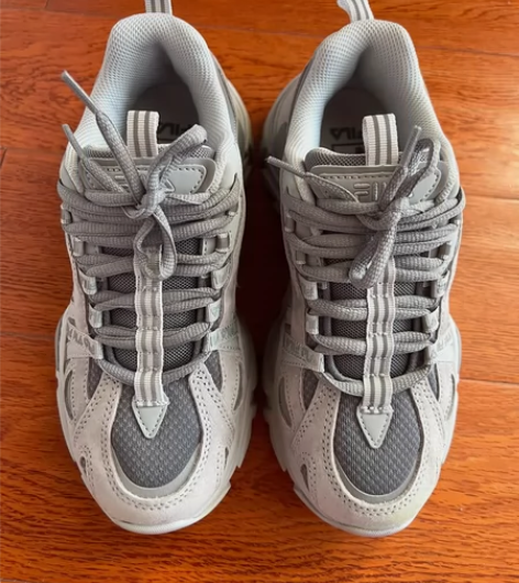 斐乐鱼刺38码，韩国代购368买的，一次没...