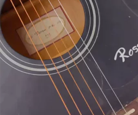 老爸买的琴不见弹，我替他卖了[牛] 感兴趣...