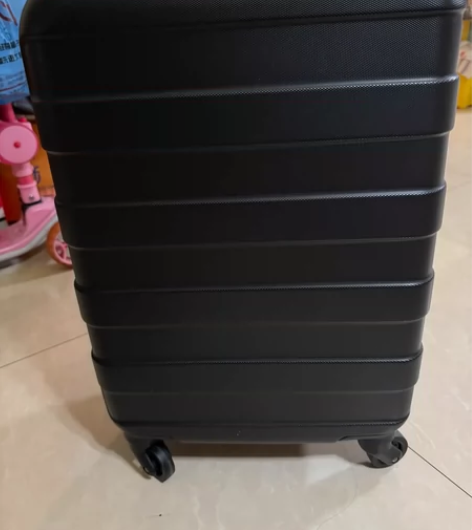 全新网易严选拉杆箱,20寸,80包邮 感兴...
