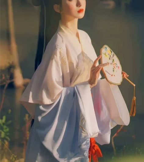 汉服 店名：重回汉唐 品名：洛水谣 颜色：...