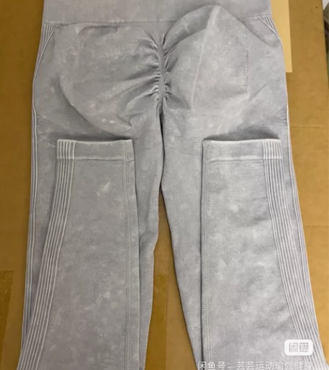 水洗磨砂蜜桃臀九分裤,无缝针织设计、浅灰色...