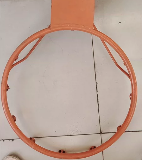 篮球框 感兴趣的话点“我想要”和我私聊吧～...