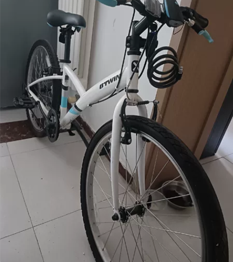 迪卡侬24寸青少年自行车 感兴趣的话点“我...