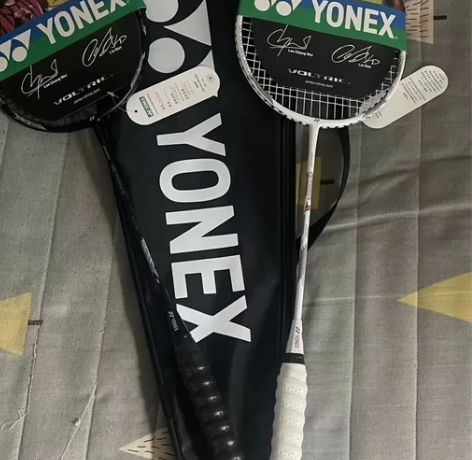 【个人闲置】捡漏的来！全新尤尼克斯白虎纹羽...