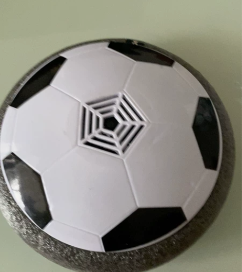 悬浮足球  玩了两三次   买页面闲置免费...