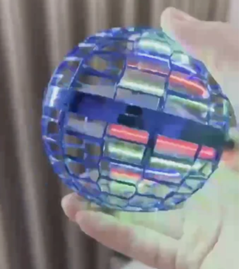 转让一个会飞的魔术陀螺儿童益智回旋魔法球黑...