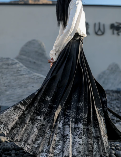 冬款加厚马面裙新款新中式国风汉服马面黑色半...