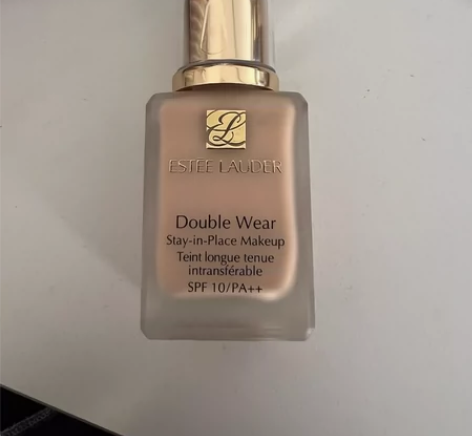 雅诗兰黛dw粉底液 色号：1C1仅用过5次...