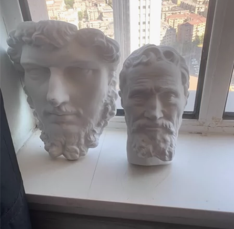 石膏像，素描画像。亚历山大，米开朗基罗，大...