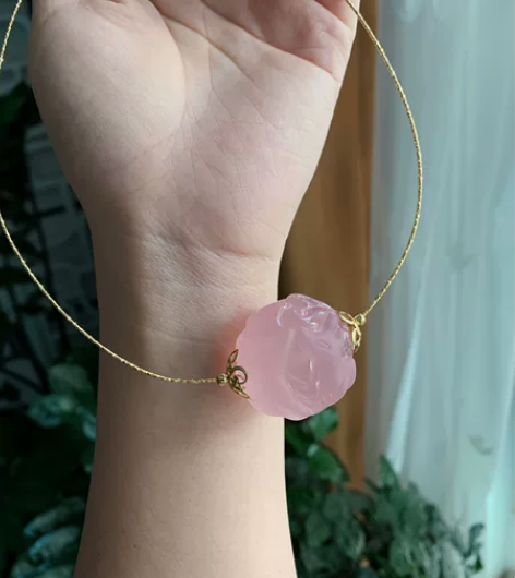 马粉雕刻九尾狐大单珠锁骨链 大颗粒马粉手工...