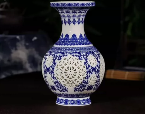 全新景德镇陶瓷器青花镂空花瓶插花客厅玄关家...