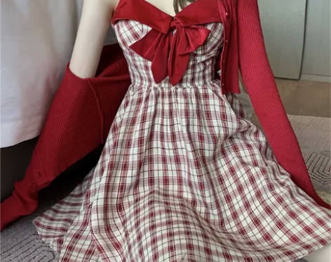 早秋女装可盐可甜炸街减龄显瘦裙子两件套装温...