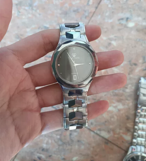 ?天王2023秋冬新品三眼运动石英手表夜光...