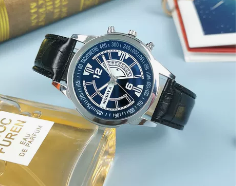 手表一批10元，买张裕爱斐堡红酒送的 全新...