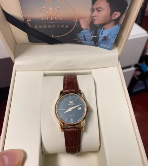欧利时石英表 手表女 公司年会送的 有盒子...