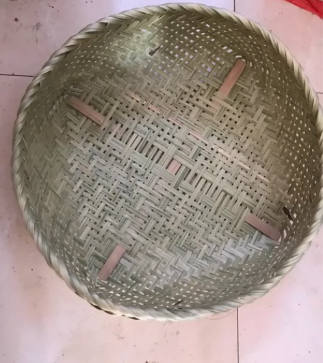 纯手工编织竹篮子装洗蔬菜水果类 感兴趣的话...