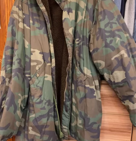 美伢 迷彩冬季外套羊羔毛 均码99新全新￥...