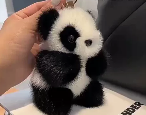 可爱仿水貂毛毛熊猫小香风长毛女包挂件书包挂...