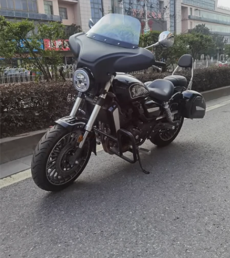 国产高仿印弟安款巡航复古太子车，400cc...