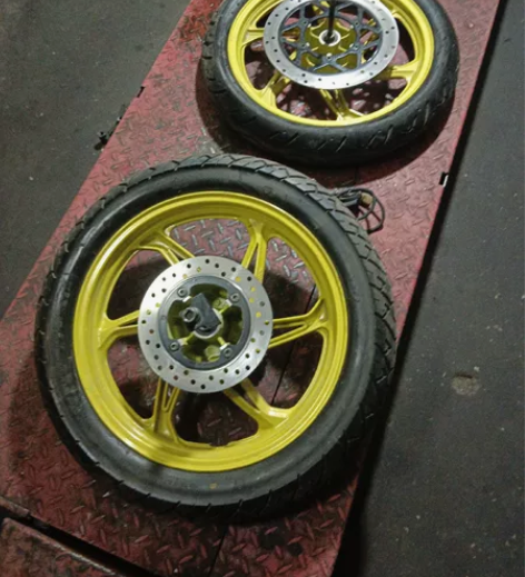 全新车拆下力帆kpr150赛道版前后轮毂轮...