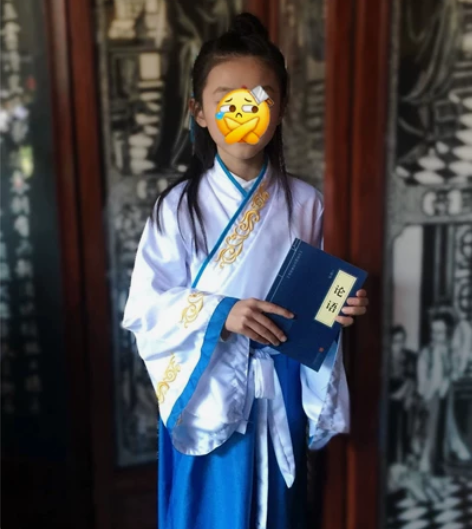 汉服 很好看，学校集体活动买来穿过一次，1...