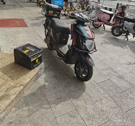 杰林闪电侠神鹰五号电动车 车子是专业的外卖...