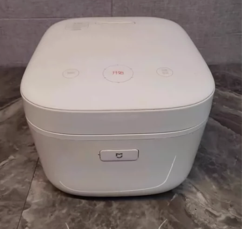 米家智能IH电饭煲4L，有6台。 成色8新...