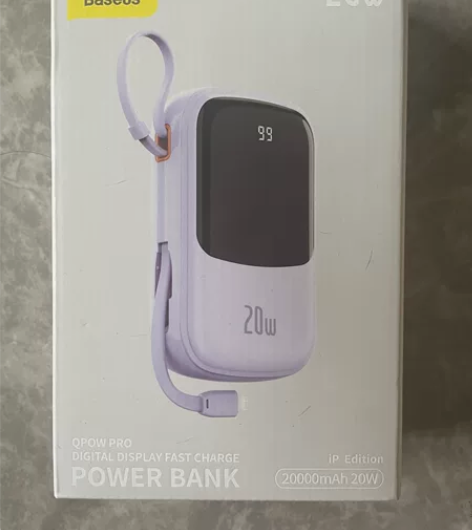 倍思Q电充电宝超大容量20000毫安自带线...