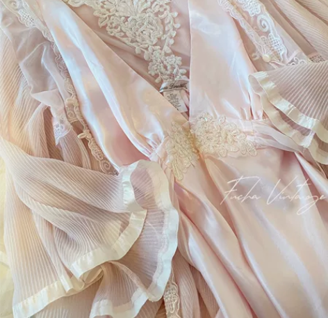 Vintage罩衫睡裙蕾丝钉珠风琴褶玻璃纱...