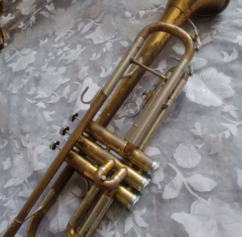 小号乐器，上海百灵乐器厂生产的8503高端...