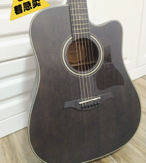 雷克斯吉他  四十几寸的 弦可以换的 能同...