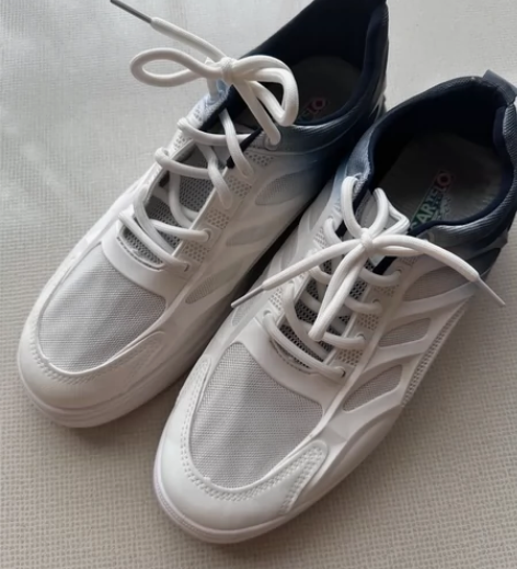 卡帝乐鳄鱼（CARTELO）鞋子男2023...