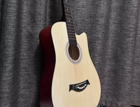 【琴行低价出售】原价一千多的38寸民谣吉他...