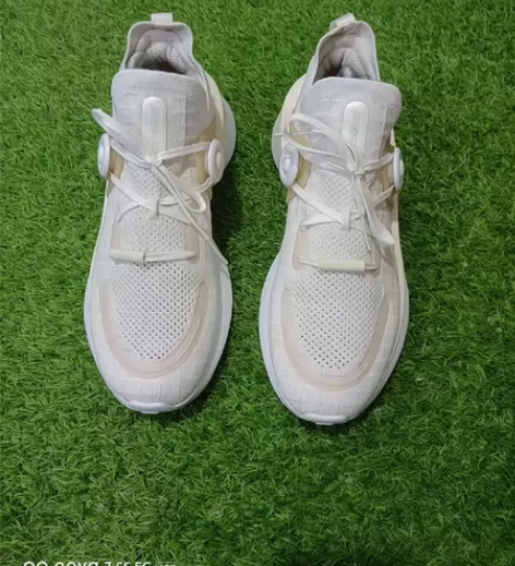 42码 匹克 态极2.0运动跑鞋，二手闲置...