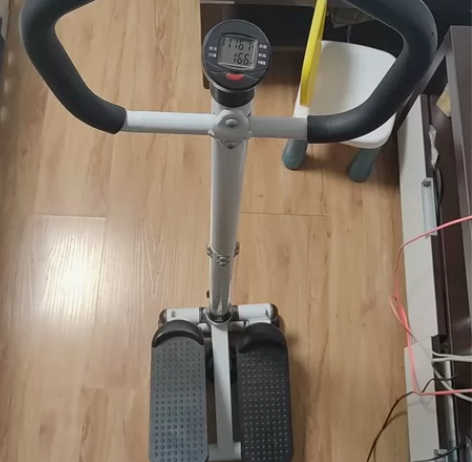 踏步机一台，昌平县城自提拿走 感兴趣的话点...