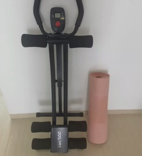多德士卷腹机，九成新，附赠一个瑜伽垫。 感...