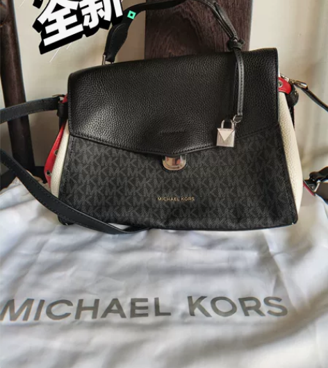 MICHAEL KORS 单肩包，可手提。...