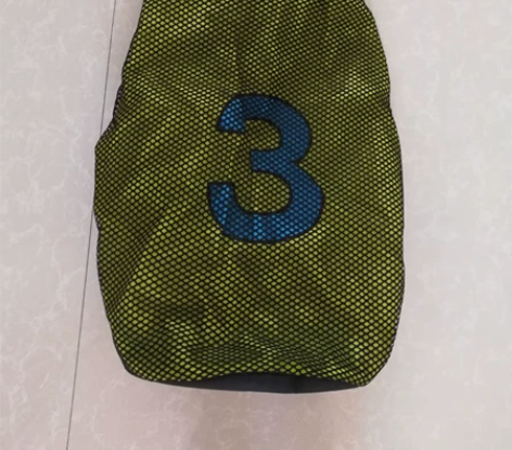 球包,几乎全新,没怎么用,双层,便宜出不退...