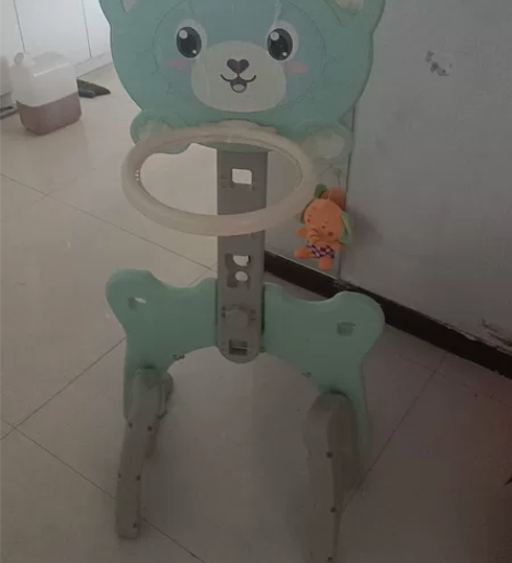 儿童篮球框，高低可调节，各个年龄段都能玩，...