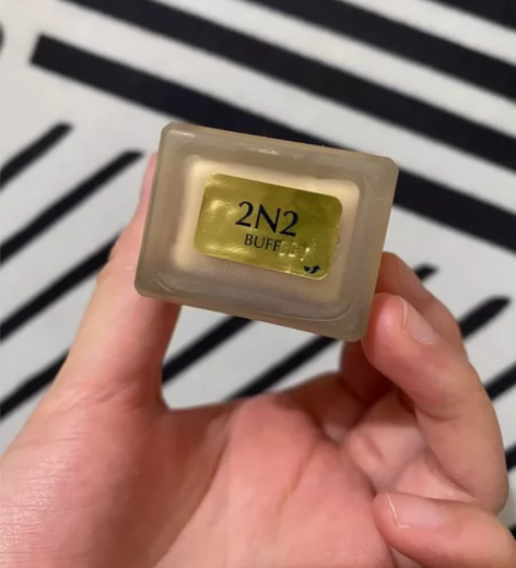 雅诗兰黛粉底液2N2,家人去韩国带回,用过...