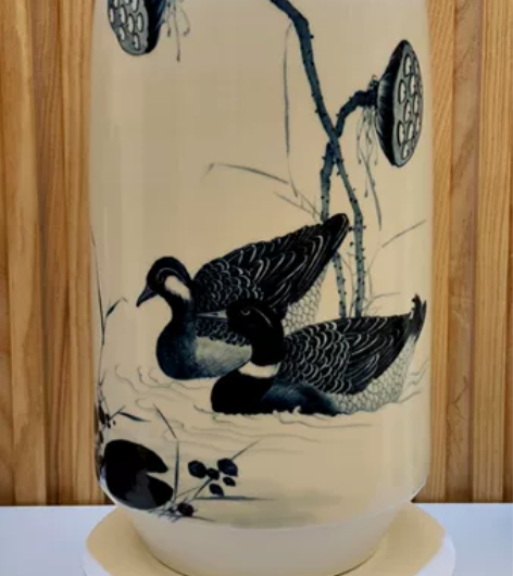 青花重工工笔花鸟花瓶，景德镇纯手工手绘花瓶...