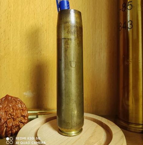 45年铜花瓶，笔筒，摆件儿，把玩儿， 品相...