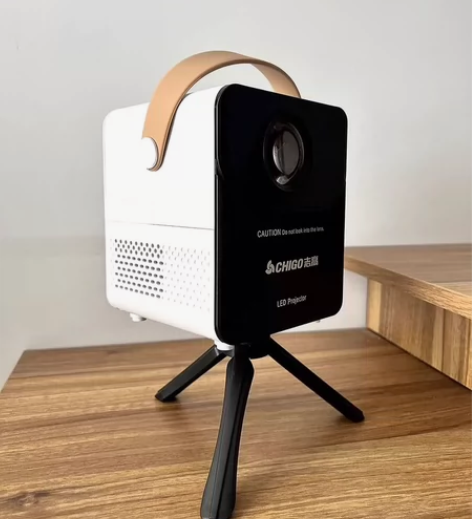 志高2023新款5g投影仪家用超清卧室投墙...