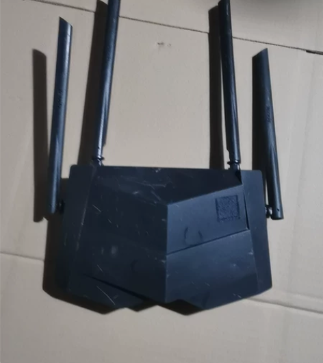 腾达AC1200千兆口11aC双频无线路由...