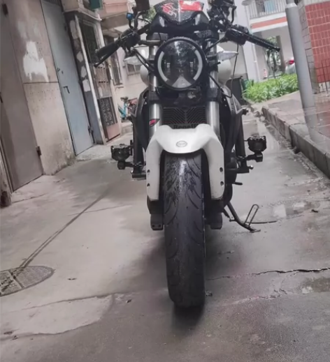 17年欧版龙三黄龙300，改件非常多，原厂...