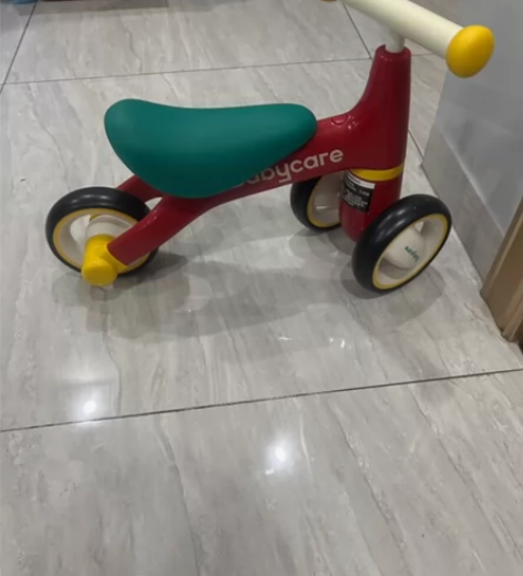babycare的平衡车，没有下楼过，就是...
