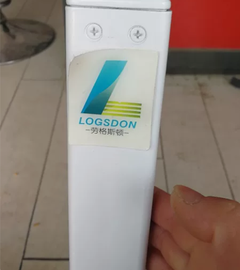 平衡车，成色新，54v。无磕碰，买回去摔了...