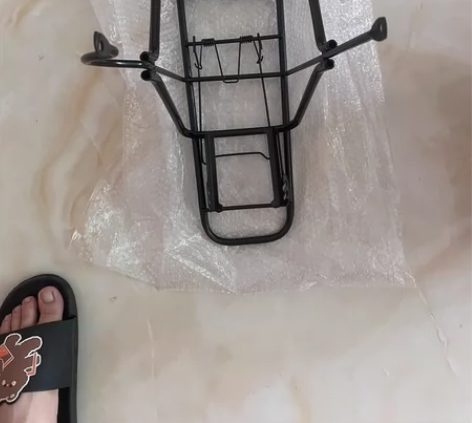 全新自行车车架 转给有需要的人 感兴趣的话...